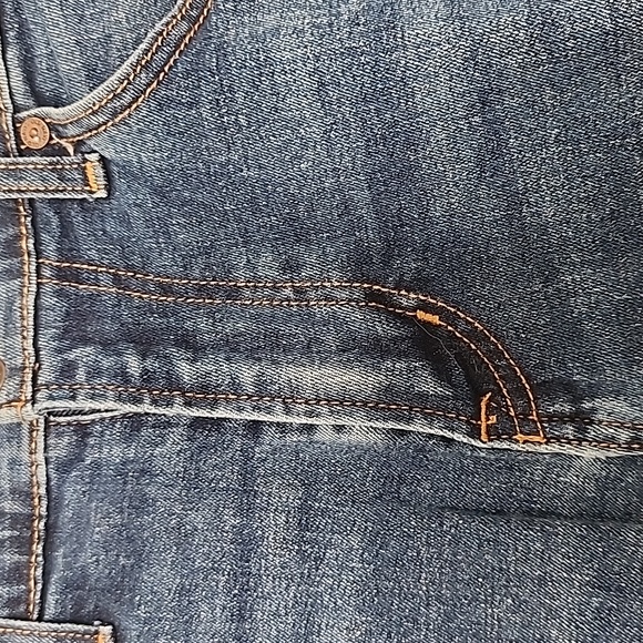 OLD NAVY WOMAN'S JEANS - Picture 5 of 10